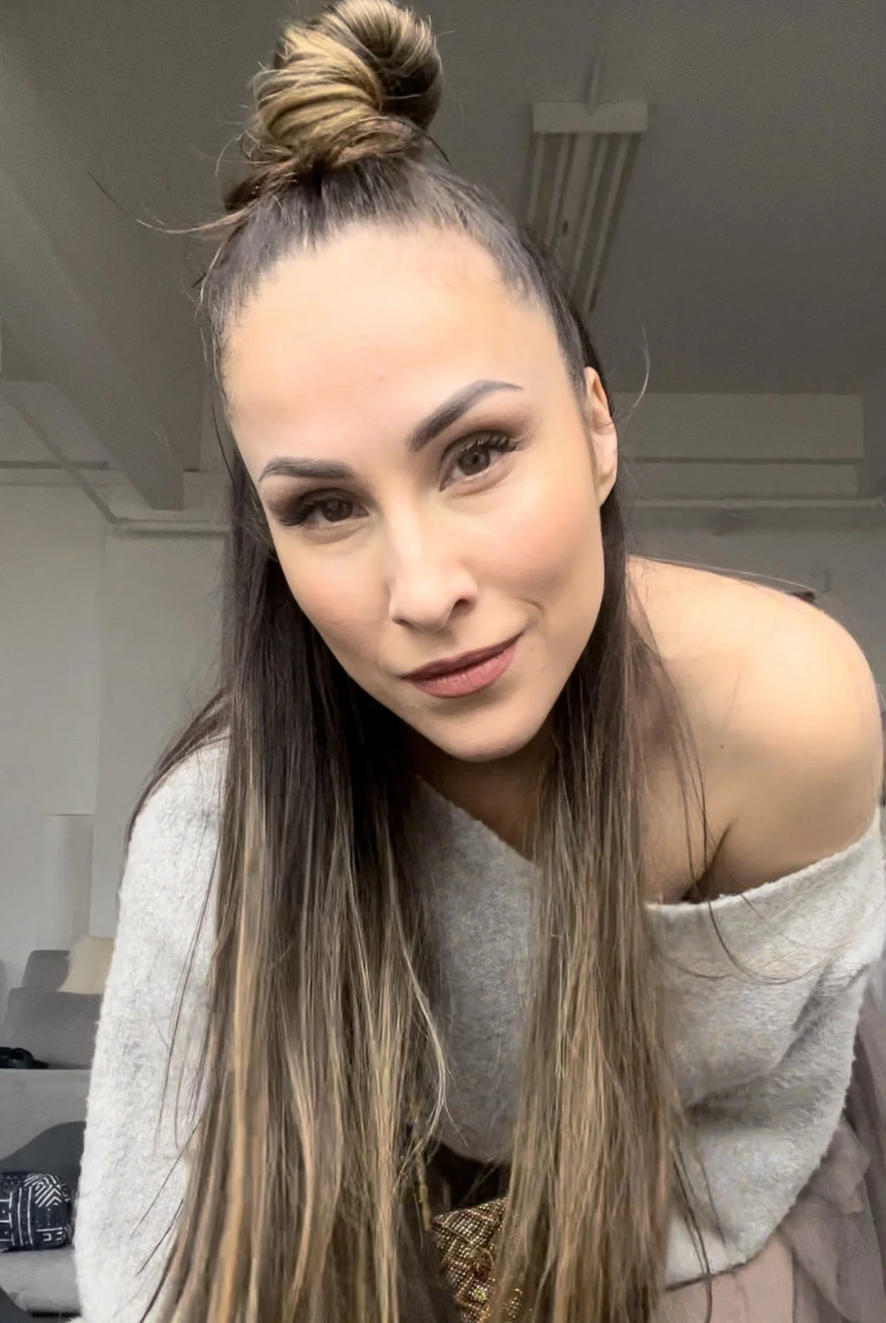 Elizabeth — Intuitive Tarot Reader and Reiki Healer at Utopia Store